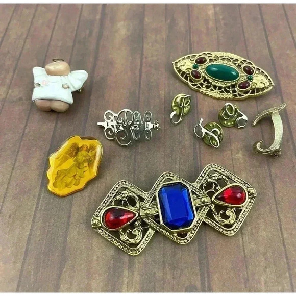 VTG Lot of 9 Brooch Pin Assorted Initial Silver Gold Tone - Picture 4 of 10